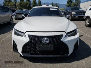 2024 Lexus IS 300 F Sport z VIN JTHB81F24R5054433, wystawiony jako Copart lot #56666785 z przebiegiem 5 562 mil mil oraz Szkoda całkowita • Salvage title. Historia ofert i sprzedaży dostępna na DreamBid. Obrazek 5.