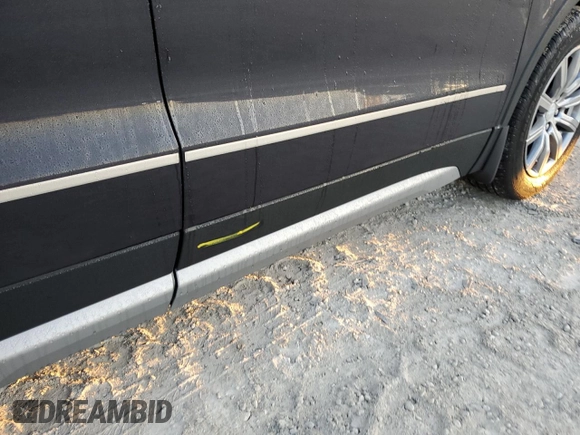 2022 Cadillac XT4 FWD Premium Luxury z VIN 1GYFZCR44NF166169, wystawiony jako Copart lot #77981414 z przebiegiem 9 734 mil mil oraz Nie do naprawy • Non repairable. Historia ofert i sprzedaży dostępna na DreamBid. Obrazek 13.