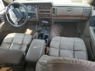 1995 Jeep Grand Cherokee Limited with VIN 1J4GZ78S3SC517243, listed as a Copart auction lot 65490284 with 257,286 mi miles and Salvage Title. Bid and sale history available at carsss.com. Image 8.