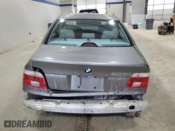 2003 BMW 5 Series 525i z VIN WBADT43433G034943, wystawiony jako Copart lot #89134895 z przebiegiem Nie podano mil oraz Szkoda całkowita • Salvage title. Historia ofert i sprzedaży dostępna na DreamBid. Obrazek 6.