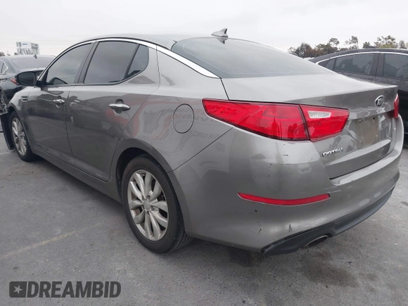 2015 Kia Optima LX with VIN 5XXGM4A75FG507392, listed as a IAAI auction lot 41889228 with 133,460 mi miles. Bid and sale history available at carsss.com. Image 3.