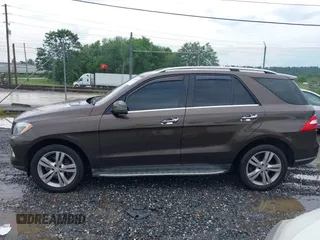 2014 Mercedes-Benz M 350 with VIN 4JGDA5JB4EA334430, listed as a IAAI auction lot 42503479 with 181,983 mi miles and . Bid and sale history available at DreamBid. Image 14.