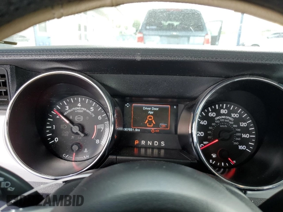 2017 Ford Mustang EcoBoost Premium with VIN 1FATP8UHXH5218703, listed as a Copart auction lot 62640085 with 67,651 mi miles and Salvage title. Bid and sale history available at DreamBid. Image 9.