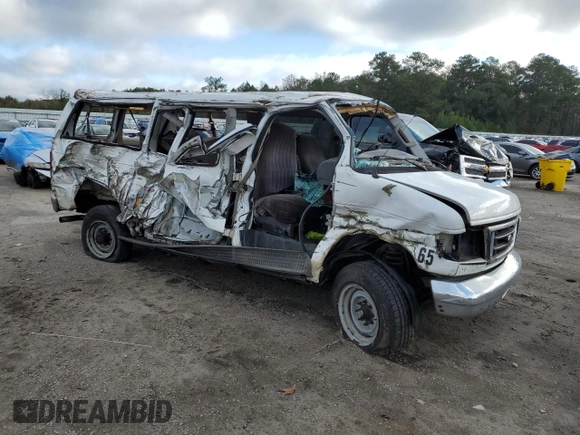 2007 Ford Econoline Passenger XL with VIN 1FBNE31L77DA87212, listed as a Copart auction lot 80886604 with Not Provided miles and Salvage Title. Bid and sale history available at carsss.com. Image 4.