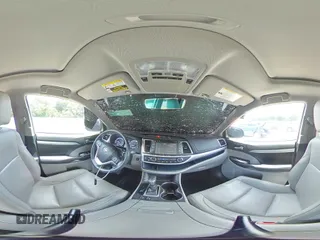 2018 Toyota Highlander SE with VIN 5TDKZRFH2JS264593, listed as a Copart auction lot 64802545 with 87,579 mi miles and Salvage title. Bid and sale history available at DreamBid. Image 16.