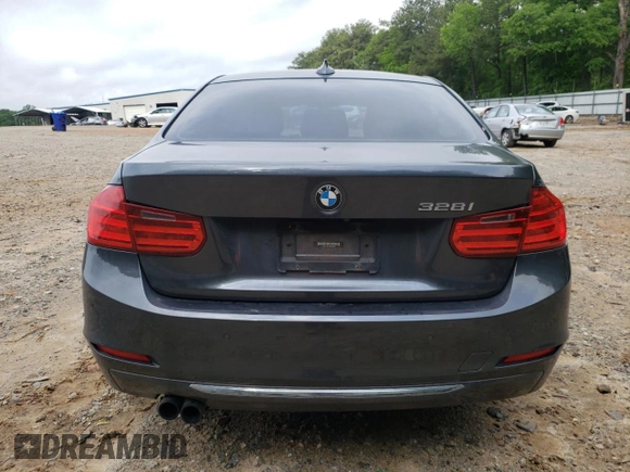 2013 BMW 3 Series 328i z VIN WBA3C1C51DF438527, wystawiony jako Copart lot #54416145 z przebiegiem 212 644 mil mil oraz Szkoda całkowita • Salvage title. Historia ofert i sprzedaży dostępna na DreamBid. Obrazek 6.