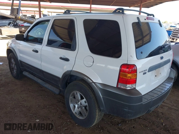2005 Ford Escape XLT with VIN 1FMCU93145KB07103, listed as a IAAI auction lot 42571848 with 87,616 mi miles and . Bid and sale history available at DreamBid. Image 3.
