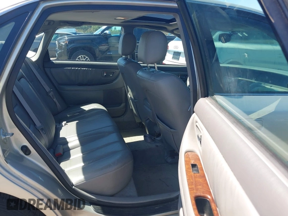 2000 Toyota Avalon XL with VIN 4T1BF28B1YU079493, listed as a IAAI auction lot 42122532 with 154,765 mi miles and . Bid and sale history available at DreamBid. Image 8.