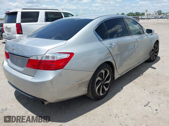 2015 Honda Accord EX-L with VIN 1HGCR2F86FA071607, listed as a IAAI auction lot 42581649 with 206,200 mi miles and . Bid and sale history available at DreamBid. Image 4.