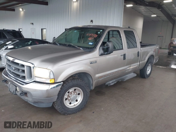 2004 Ford F-250 XL z VIN 1FTNW20L34EC72478, wystawiony jako IAAI lot #41435891 z przebiegiem 136 275 mil mil oraz . Historia ofert i sprzedaży dostępna na DreamBid. Obrazek 2.