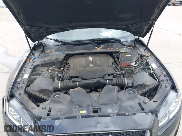 2019 Jaguar XJ z VIN SAJWA1CEXKMW22140, wystawiony jako IAAI lot #42113507 z przebiegiem 24 207 mil mil oraz . Historia ofert i sprzedaży dostępna na DreamBid. Obrazek 10.