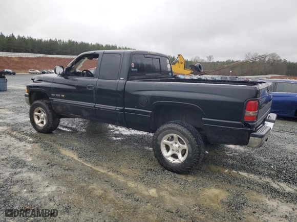 2001 Dodge Ram 1500 with VIN 3B7HF13Y31G203387, listed as a Copart auction lot 45183655 with 0 mi miles and Salvage Title. Bid and sale history available at carsss.com. Image 2.