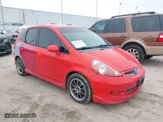 2007 Honda Fit Sport with VIN JHMGD38647S064889, listed as a IAAI auction lot 41591487 with 106,089 mi miles. Bid and sale history available at carsss.com. Image 1.