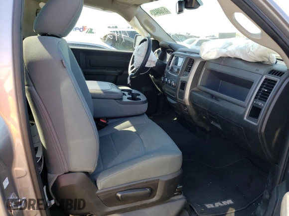 2019 Ram 1500 Classic Tradesman with VIN 3C6JR6DG1KG729585, listed as a Copart auction lot 57800432 with 49,271 mi miles and Salvage Title. Bid and sale history available at carsss.com. Image 5.