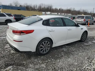 2019 Kia Optima LX with VIN 5XXGT4L35KG370428, listed as a Copart auction lot 46633935 with 39,323 mi miles and Salvage Title. Bid and sale history available at carsss.com. Image 3.