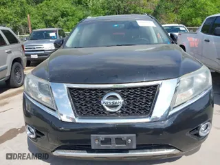 2016 Nissan Pathfinder SL with VIN 5N1AR2MN0GC631184, listed as a IAAI auction lot 42062247 with 129,722 mi miles. Bid and sale history available at carsss.com. Image 6.
