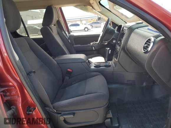 2010 Ford Explorer Sport Trac XLT z VIN 1FMEU3BE8AUA29286, wystawiony jako Copart lot #51973415 z przebiegiem 151 691 mil mil oraz Szkody całkowita. Historia ofert i sprzedaży dostępna na DreamBid. Obrazek 7.