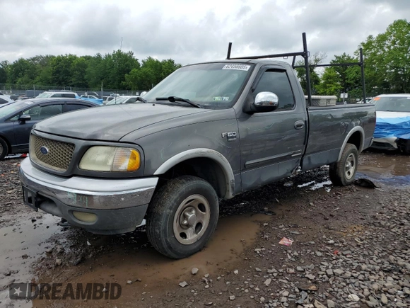 2002 Ford F-150 XL z VIN 2FTRF18W52CA50943, wystawiony jako Copart lot #62456605 z przebiegiem Nie podano mil oraz Szkoda całkowita • Salvage title. Historia ofert i sprzedaży dostępna na DreamBid. Obrazek 1.