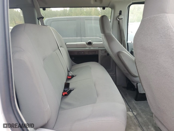 2014 Ford Econoline Wagon XL with VIN 1FBNE3BL2EDA25857, listed as a Copart auction lot 78542984 with 113,812 mi miles and Clean Title. Bid and sale history available at carsss.com. Image 11.