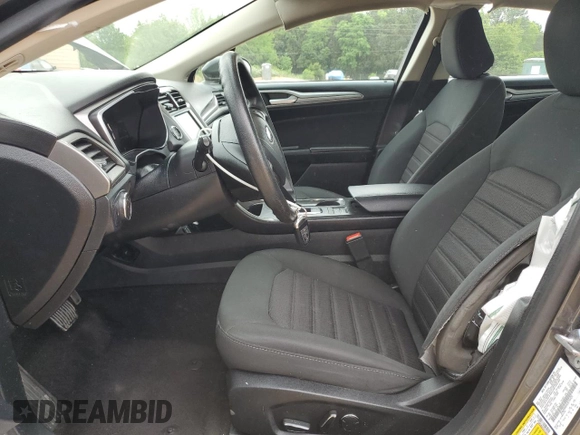 2020 Ford Fusion SE with VIN 3FA6P0HD4LR124425, listed as a Copart auction lot 54596965 with 70,816 mi miles and Salvage title. Bid and sale history available at DreamBid. Image 7.