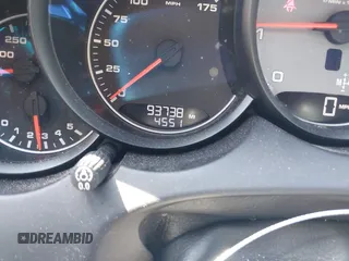 2017 Porsche Cayenne S с VIN WP1AB2A24HLA52279, выставлен на аукционе IAAI как лот 42194273 с пробегом 93 738 миль миль и . История ставок и продаж доступна на DreamBid. Изображение 16.