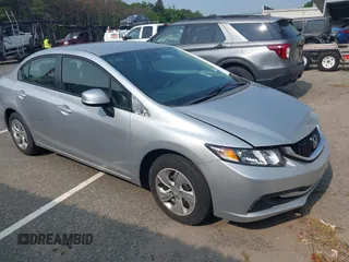 2013 Honda Civic LX z VIN 19XFB2F5XDE243749, wystawiony jako IAAI lot #42453297 z przebiegiem 85 888 mil mil oraz . Historia ofert i sprzedaży dostępna na DreamBid. Obrazek 1.