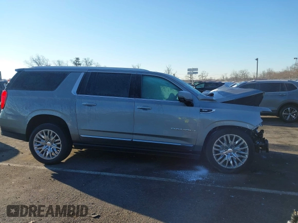 2023 GMC Yukon XL Denali with VIN 1GKS2JKL3PR445326, listed as a IAAI auction lot 41075559 with 42,324 mi miles. Bid and sale history available at carsss.com. Image 13.