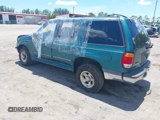 1998 Ford Explorer XLT z VIN 1FMZU32EXWUC84059, wystawiony jako IAAI lot #42260114 z przebiegiem 173 383 mil mil oraz . Historia ofert i sprzedaży dostępna na DreamBid. Obrazek 3.