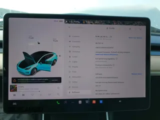 2018 Tesla Model 3 Long Range Battery with VIN 5YJ3E1EA1JF038751, listed as a IAAI auction lot 40553966 with 95,753 mi miles and . Bid and sale history available at DreamBid. Image 7.