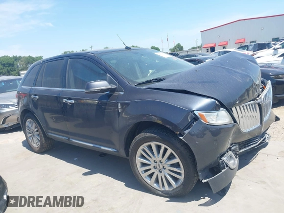 2014 Lincoln MKX with VIN 2LMDJ6JK8EBL13191, listed as a IAAI auction lot 42023811 with 212,793 mi miles. Bid and sale history available at carsss.com. Image 14.