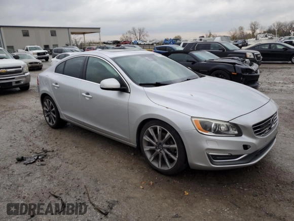 2015 Volvo S60 T6 Drive-E Platinum with VIN YV149MFMXF2335458, listed as a Copart auction lot 80777934 with 140,790 mi miles and Salvage title. Bid and sale history available at DreamBid. Image 4.