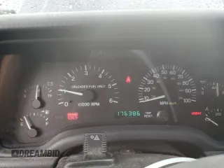 1999 Jeep Cherokee Sport with VIN 1J4FF68S6XL602177, listed as a Copart auction lot 51962355 with 176,386 mi miles and Salvage Title. Bid and sale history available at carsss.com. Image 9.