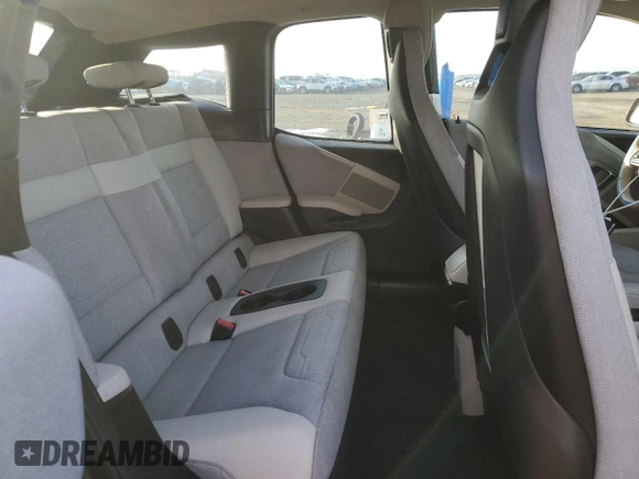 2016 BMW i3 z VIN WBY1Z2C56GV556421, wystawiony jako Copart lot #42644745 z przebiegiem 49 222 mil mil oraz Szkoda całkowita • Salvage title. Historia ofert i sprzedaży dostępna na DreamBid. Obrazek 10.