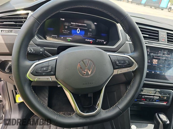 2024 Volkswagen Tiguan SE with VIN 3VV3B7AX6RM103866, listed as a IAAI auction lot 42751181 with 31,978 mi miles and . Bid and sale history available at DreamBid. Image 27.