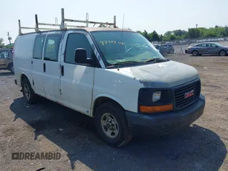 2007 GMC Savana z VIN 1GTFH15T171132054, wystawiony jako IAAI lot #42422081 z przebiegiem 366 438 mil mil oraz . Historia ofert i sprzedaży dostępna na DreamBid. Obrazek 1.
