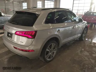 2019 Audi Q5 Premium Plus with VIN WA1BNAFY8K2034380, listed as a IAAI auction lot 41697243 with 80,377 mi miles. Bid and sale history available at carsss.com. Image 4.