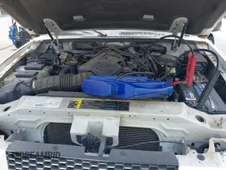 2003 Ford Explorer Sport Trac XLS z VIN 1FMZU67E63UB48999, wystawiony jako IAAI lot #42696231 z przebiegiem 86 900 mil mil oraz . Historia ofert i sprzedaży dostępna na DreamBid. Obrazek 10.