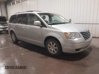 2008 Chrysler Town & Country Touring with VIN 2A8HR54P88R817515, listed as a IAAI auction lot 42061236 with 66,346 mi miles and . Bid and sale history available at DreamBid. Image 1.