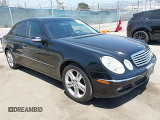 2006 Mercedes-Benz E 350 z VIN WDBUF56J76A947115, wystawiony jako IAAI lot #42388864 z przebiegiem 204 345 mil mil oraz . Historia ofert i sprzedaży dostępna na DreamBid. Obrazek 1.