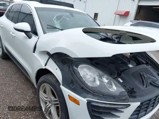 2015 Porsche Macan S with VIN WP1AB2A50FLB64939, listed as a IAAI auction lot 42260919 with 11 mi miles and . Bid and sale history available at DreamBid. Image 6.