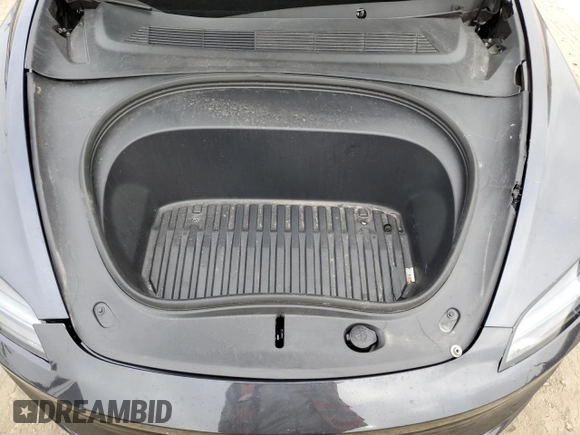 2025 Tesla Model 3 Long Range z VIN 5YJ3E1EA7SF940886, wystawiony jako Copart lot #62683815 z przebiegiem 3 498 mil mil oraz Szkoda całkowita • Salvage title. Historia ofert i sprzedaży dostępna na DreamBid. Obrazek 11.