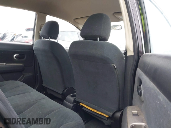 2011 Nissan Versa 1.8 S with VIN 3N1BC1AP7BL378133, listed as a IAAI auction lot 41917425 with 124,228 mi miles. Bid and sale history available at carsss.com. Image 8.