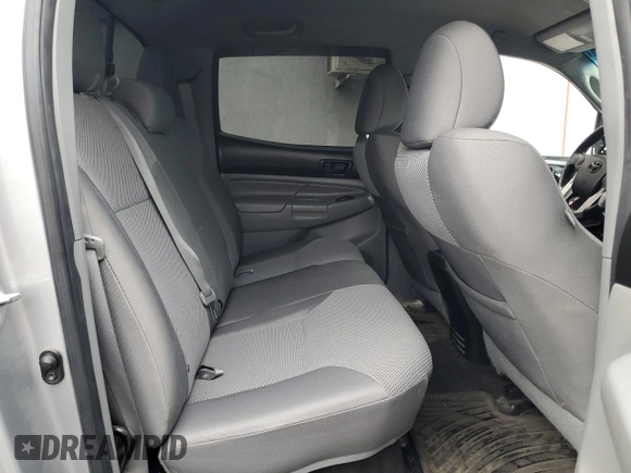 2015 Toyota Tacoma PreRunner with VIN 3TMKU4HN8FM046637, listed as a Copart auction lot 44077295 with 200,737 mi miles and Salvage title. Bid and sale history available at DreamBid. Image 10.