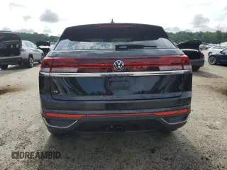 2025 Volkswagen Atlas SE with VIN 1V2WE2CA4SC224304, listed as a Copart auction lot 60569065 with 1,524 mi miles and Salvage title. Bid and sale history available at DreamBid. Image 6.