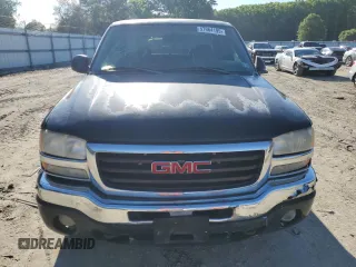 2003 GMC Sierra 1500 SLT z VIN 2GTEK19T831202788, wystawiony jako Copart lot #57964195 z przebiegiem Nie podano mil oraz Czysty tytuł • Clean title. Historia ofert i sprzedaży dostępna na DreamBid. Obrazek 5.