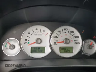 2005 Ford Escape Hybrid with VIN 1FMYU96H95KD42756, listed as a Copart auction lot 82042384 with 88,076 mi miles and Clean Title. Bid and sale history available at carsss.com. Image 9.