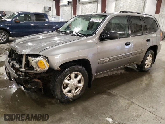 2005 GMC Envoy SLT with VIN 1GKDT13S552138600, listed as a Copart auction lot 43932675 with 156,361 mi miles and Non Repairable. Bid and sale history available at carsss.com. Image 1.