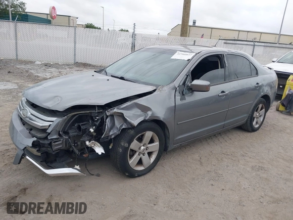 2007 Ford Fusion SE with VIN 3FAHP07197R208598, listed as a IAAI auction lot 41966837 with 999,999 mi miles. Bid and sale history available at carsss.com. Image 18.