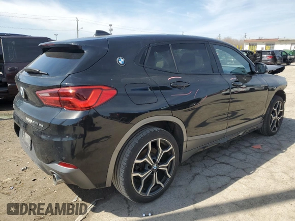 2018 BMW X2 xDrive28i z VIN WBXYJ5C39JEF81835, wystawiony jako Copart lot #49083295 z przebiegiem 66 524 mil mil oraz Szkoda całkowita • Salvage title. Historia ofert i sprzedaży dostępna na DreamBid. Obrazek 3.