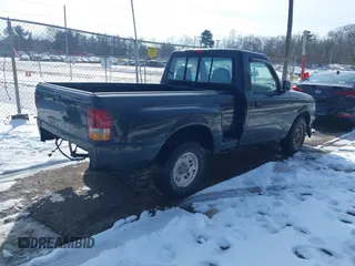 1997 Ford Ranger XLT z VIN 1FTCR10A0VPB38301, wystawiony jako IAAI lot #41490068 z przebiegiem 161 626 mil mil oraz . Historia ofert i sprzedaży dostępna na DreamBid. Obrazek 4.